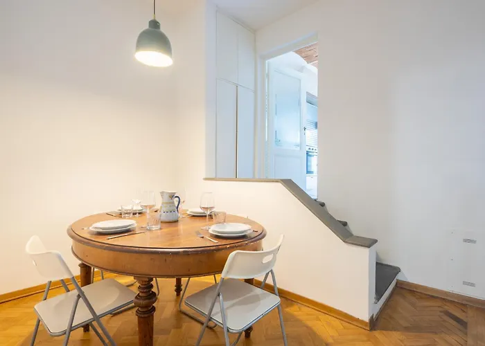 Appartement Large Frescoed Florence